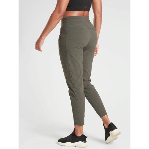 Athleta Trekkie North Drawstring Ripstop Jogger Pants Mountain Olive Green 0 - Picture 2 of 15